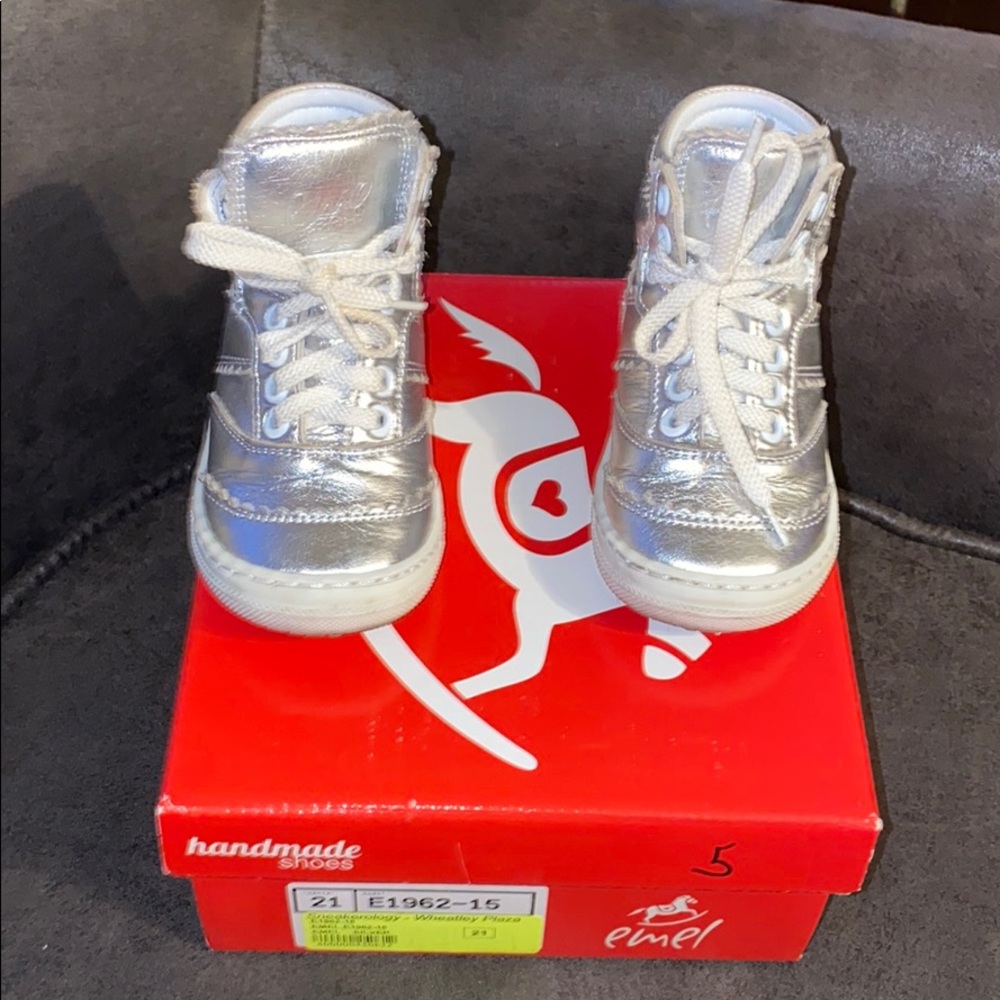 Girls Emil silver high top size 5.